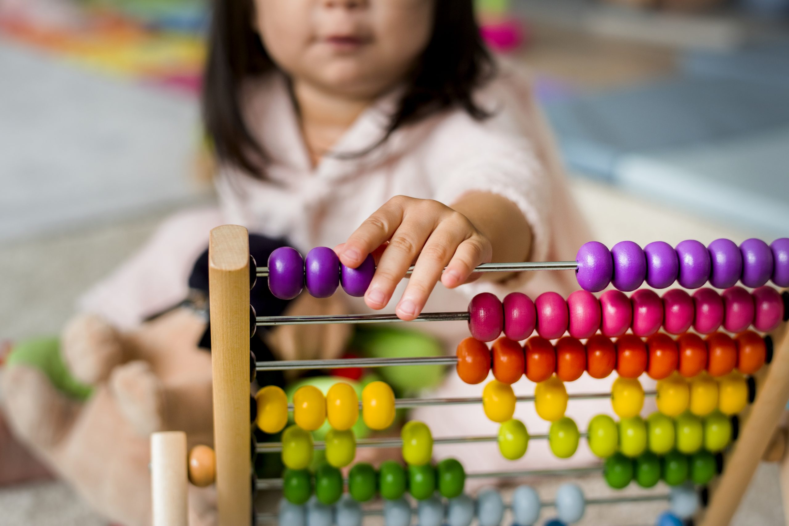 Montessori Nursery vs Traditional Nursery