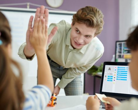 The Role of Smart Classrooms in Modern Education at the Best Nursery in Dubai