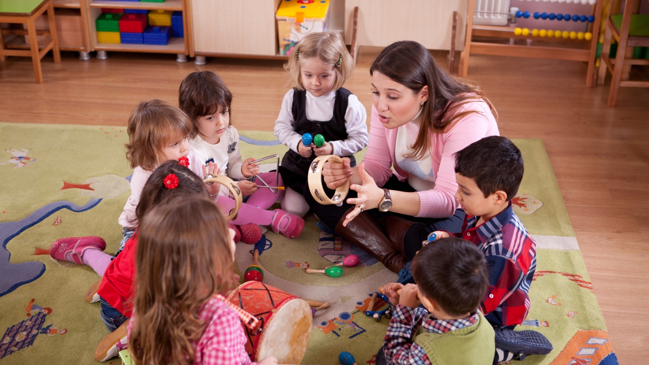 Can a Three-Year-Old Learn Independence? What Montessori Schools in Dubai UAE Teach Beyond the Classroom