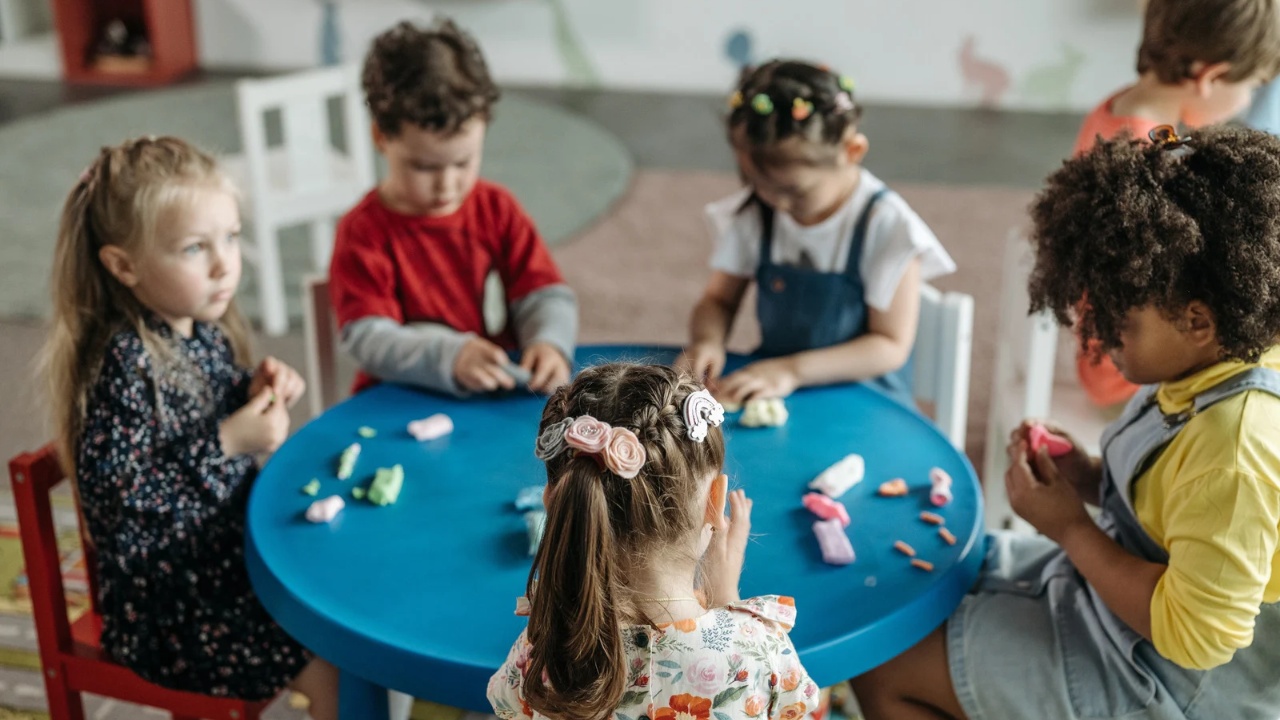 The Quiet Signs That a Child Feels Comfortable at the Best Preschool in Dubai